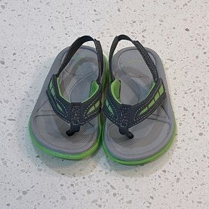 Toddler Flip Flops w/Back Strap - Size 5/6